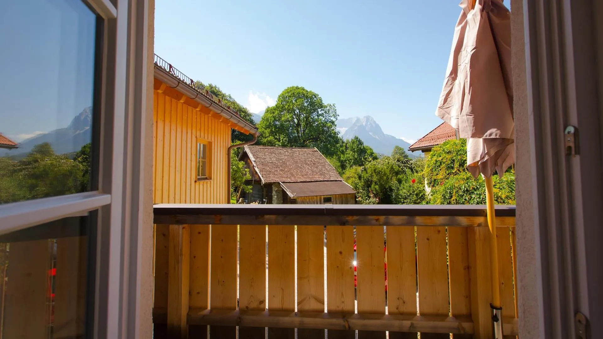 Bio Ferienwohnungen Im Lieblingsort 1868 Garmisch-Partenkirchen 0*,  Deutschland